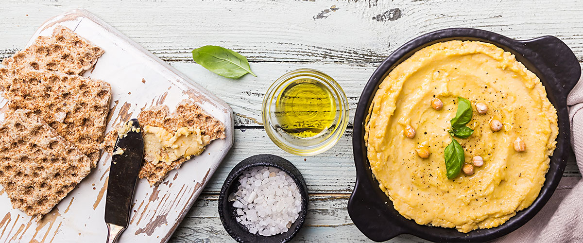 hummus con aiceite de oliva